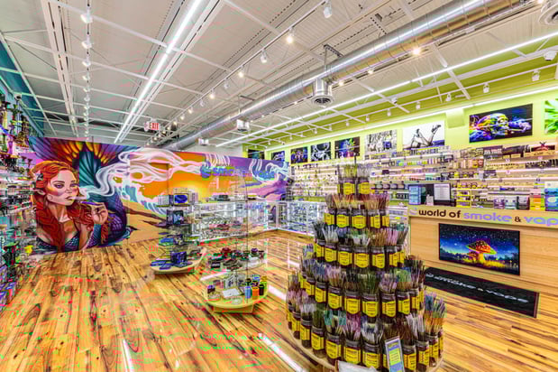 Images World of Smoke & Vape - Lake Park