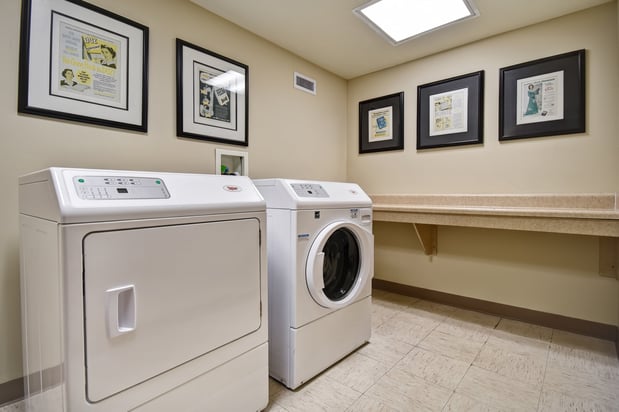 Images Holiday Inn Cincinnati-Riverfront by IHG