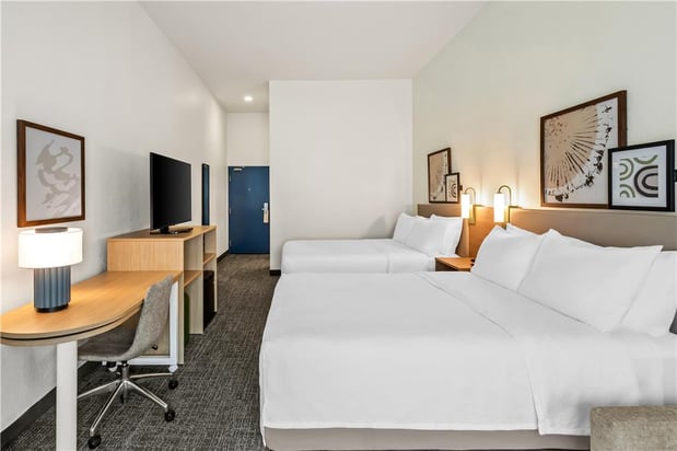 Images Spark by Hilton Duluth
