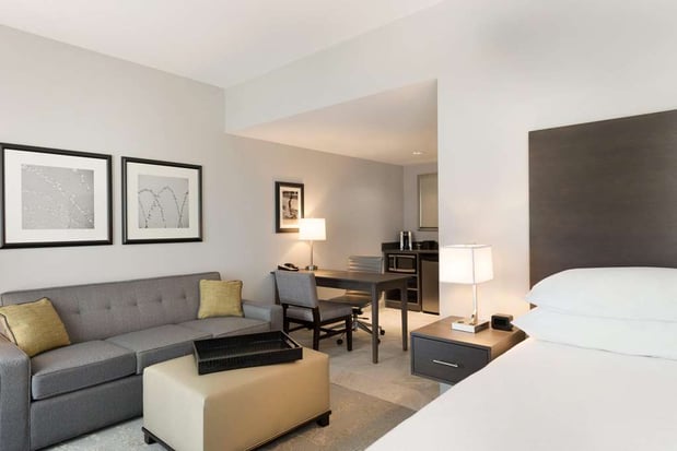 Images Embassy Suites by Hilton Charlotte Ayrsley