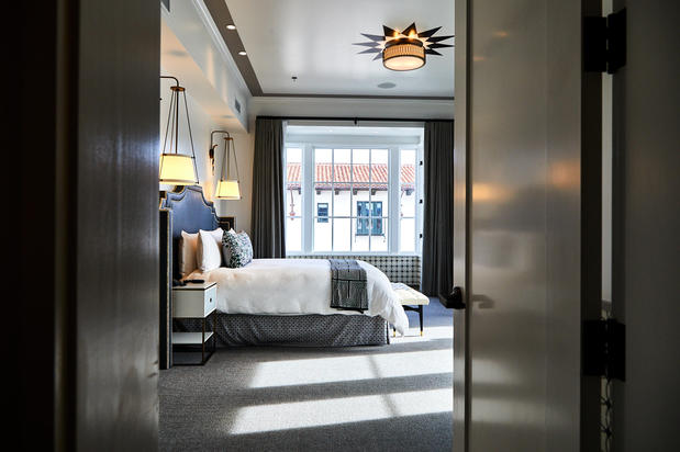 Images Hotel Californian