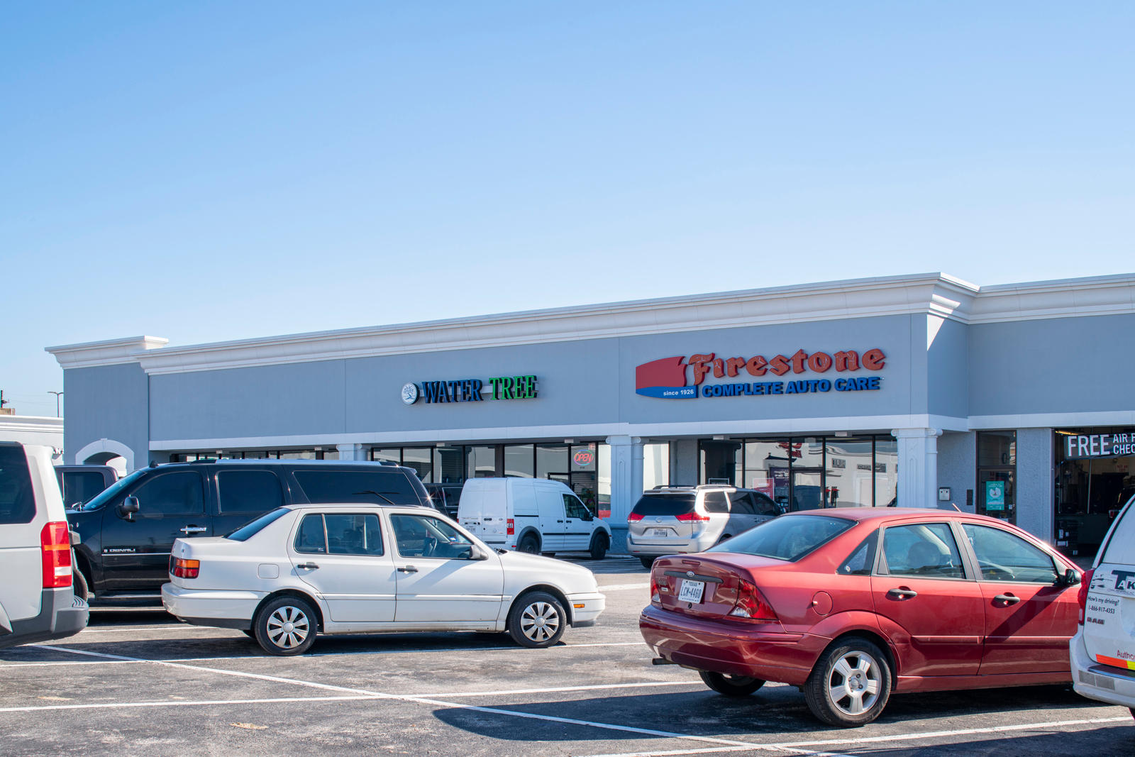 Bridgestone/Firestone at Hearthstone Corners Shopping Center