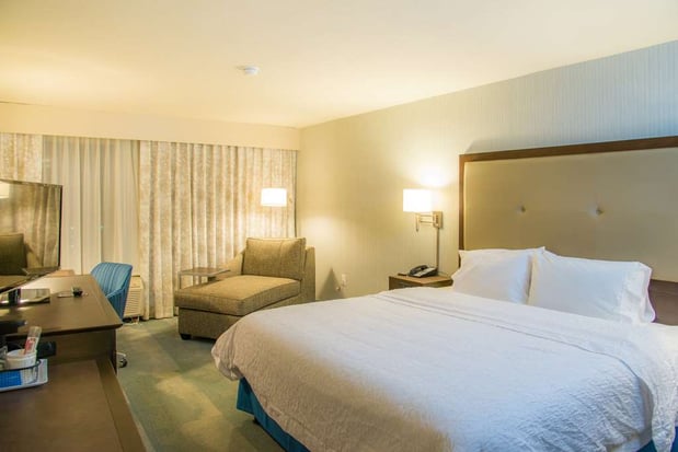 Images Hampton Inn & Suites Jackson Downtown-Coliseum