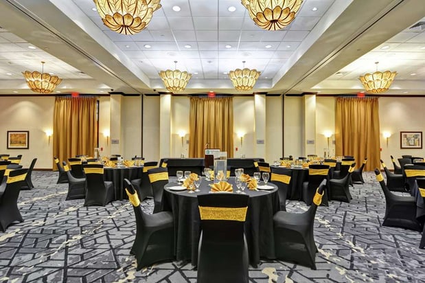 Images Embassy Suites by Hilton Savannah Airport