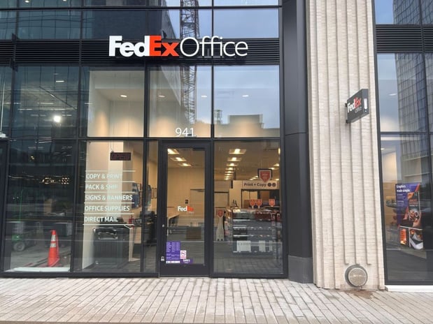 Images FedEx Office Print & Ship Center