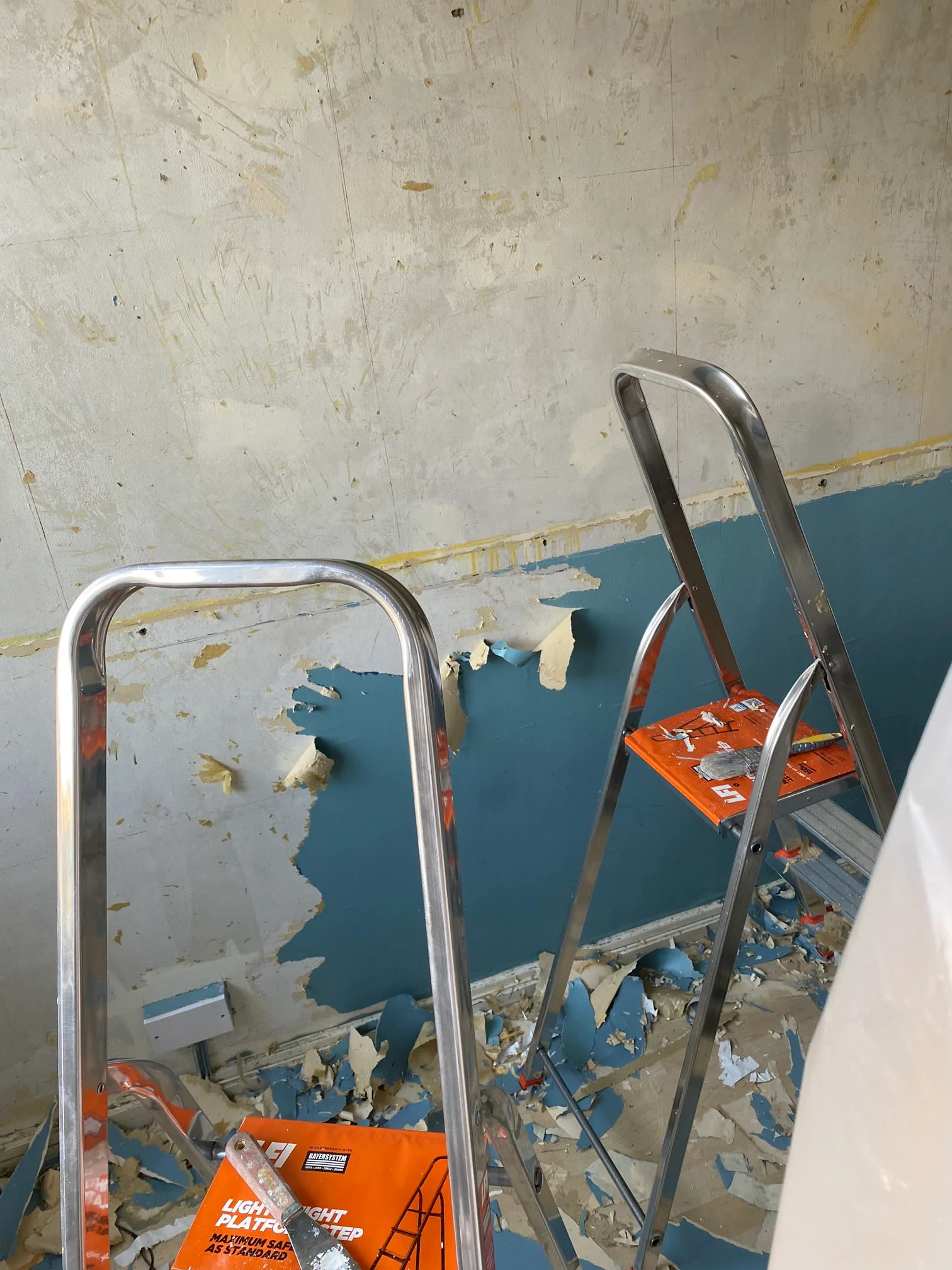 Images Vic's Decorators Ltd