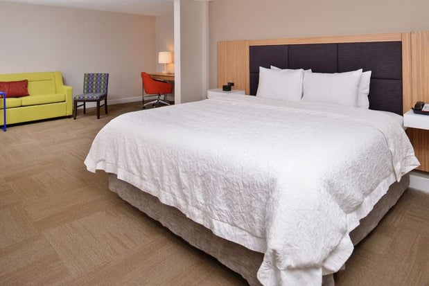 Images Hampton Inn Greensboro-East