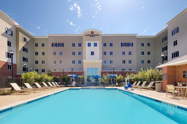 Images Candlewood Suites Building 38300