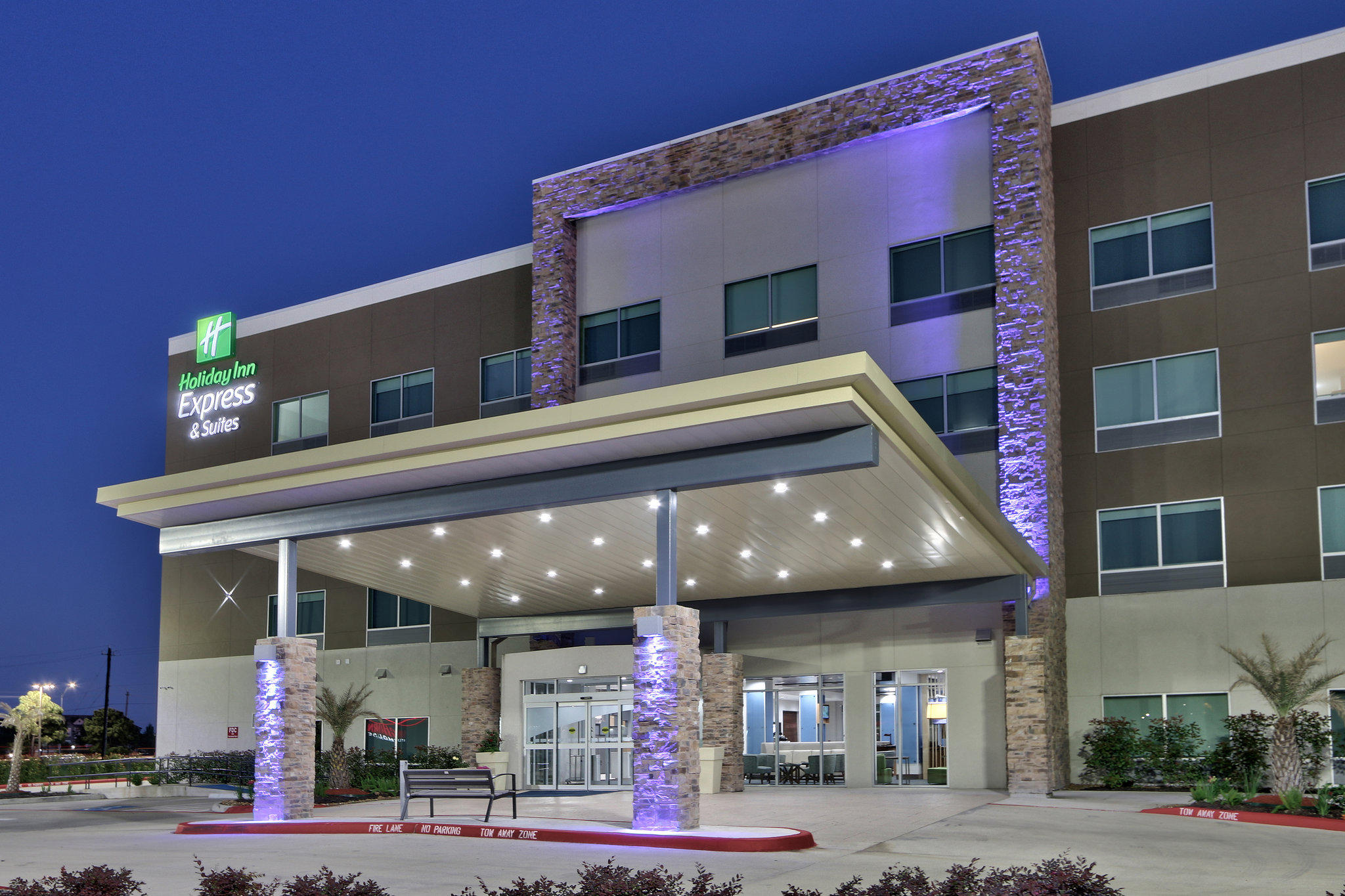 Holiday Inn Express & Suites Houston East - Beltway 8, an IHG Hotel