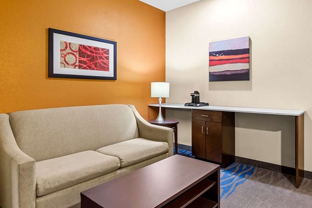 Images Best Western St. Louis Airport North Hotel & Suites