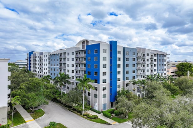 Images Berkshire Lauderdale by the Sea Apartments