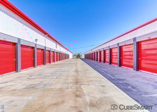 Images CubeSmart Self Storage