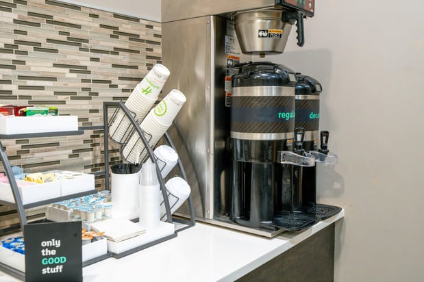 Images Holiday Inn Murfreesboro by IHG