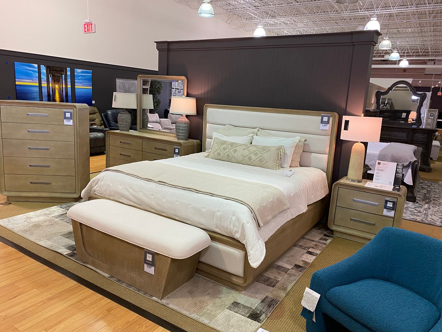 Value City Furniture Image