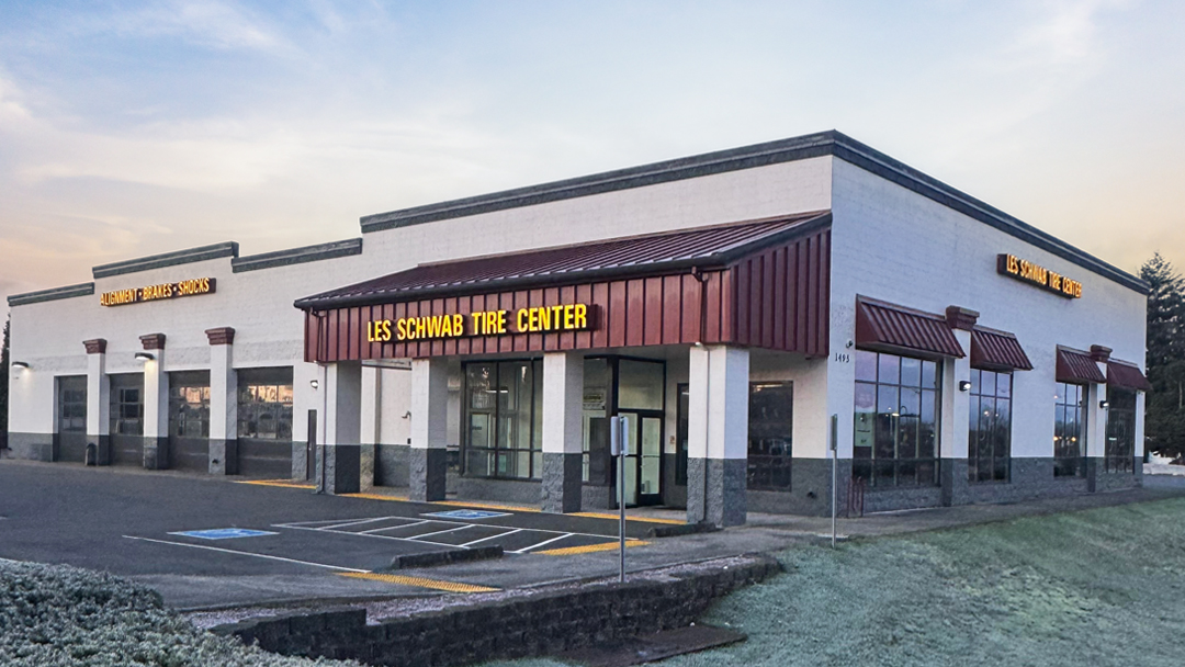 Les Schwab Tire Center