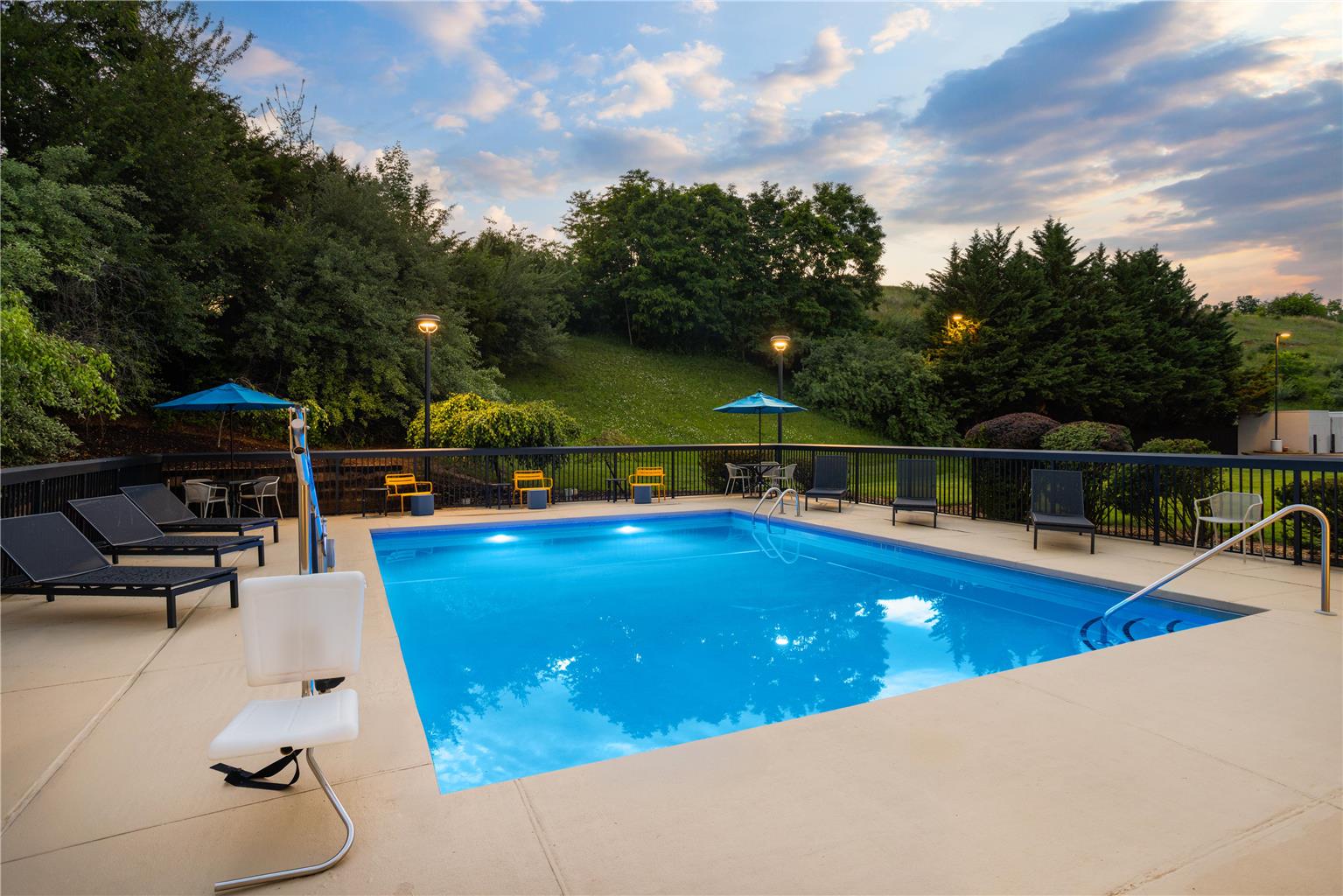 Pool
