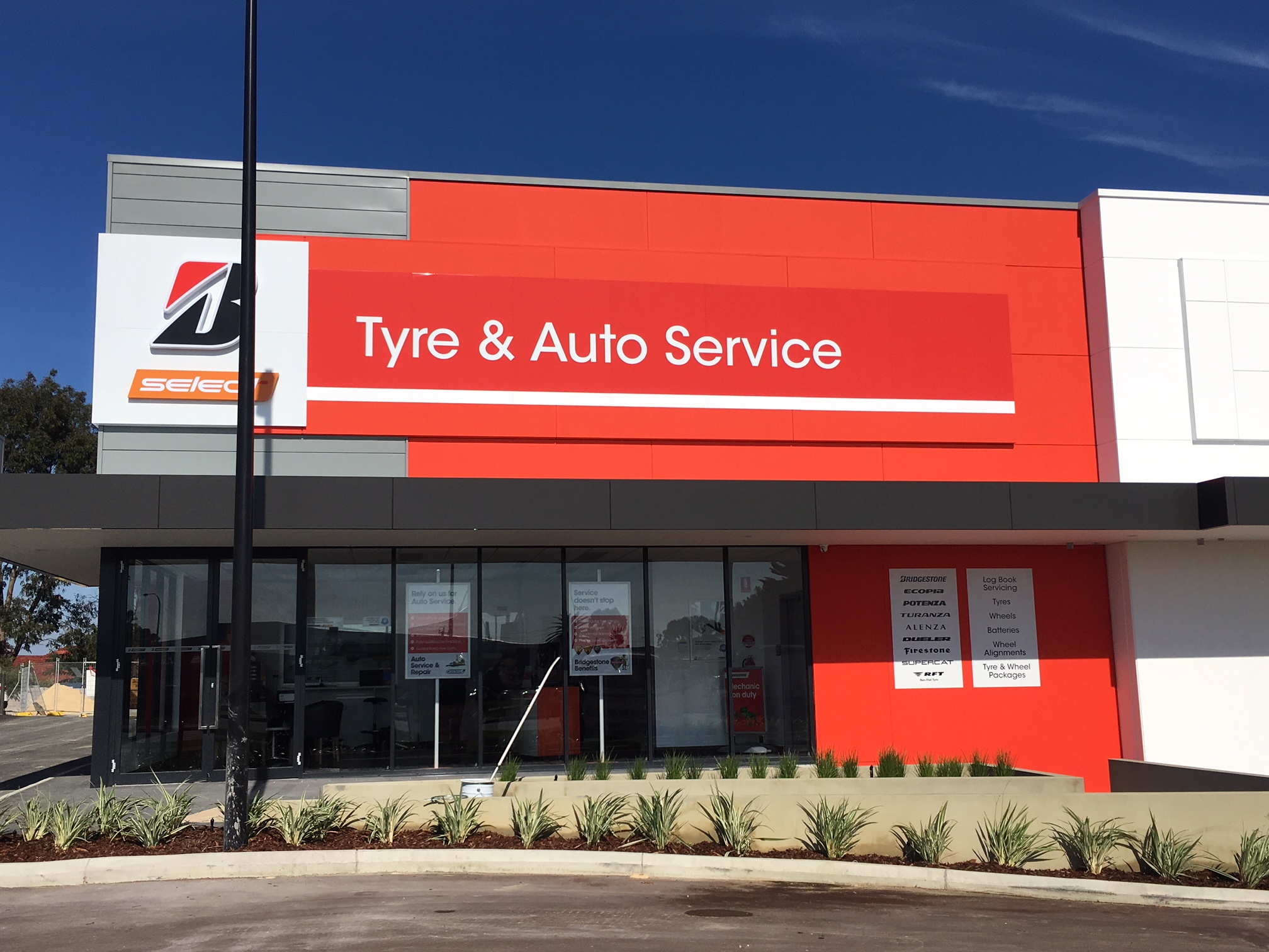 Images Bridgestone Select Tyre & Auto Success