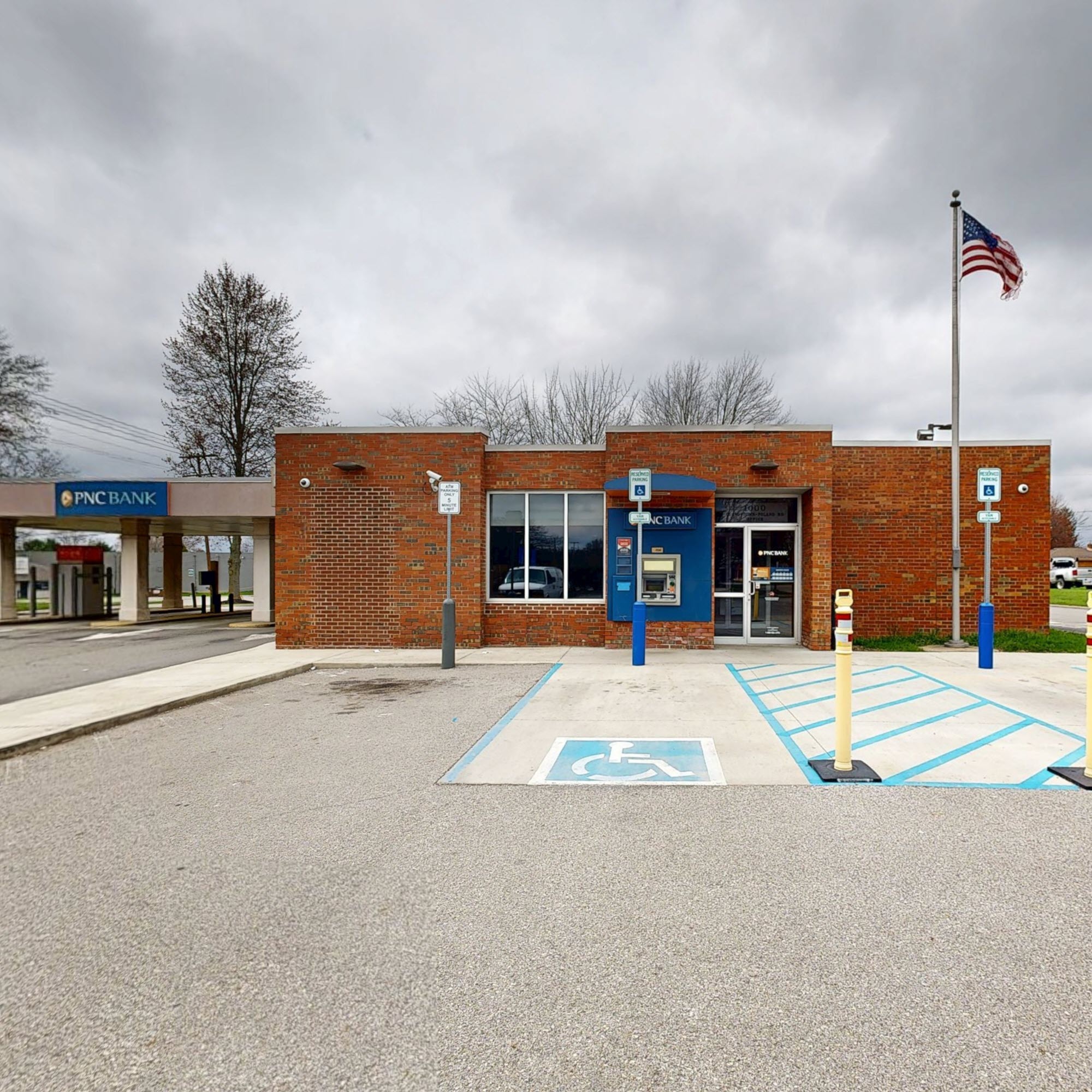 PNC Bank Youngstown-Poland Road - Struthers, OH