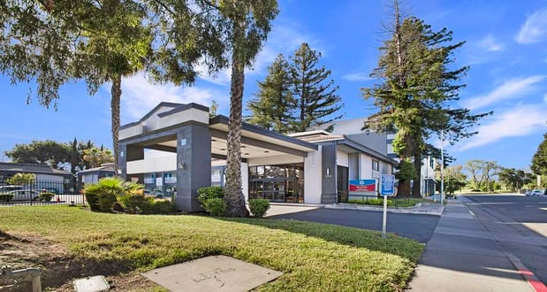 Images SureStay Plus by Best Western Sacramento North