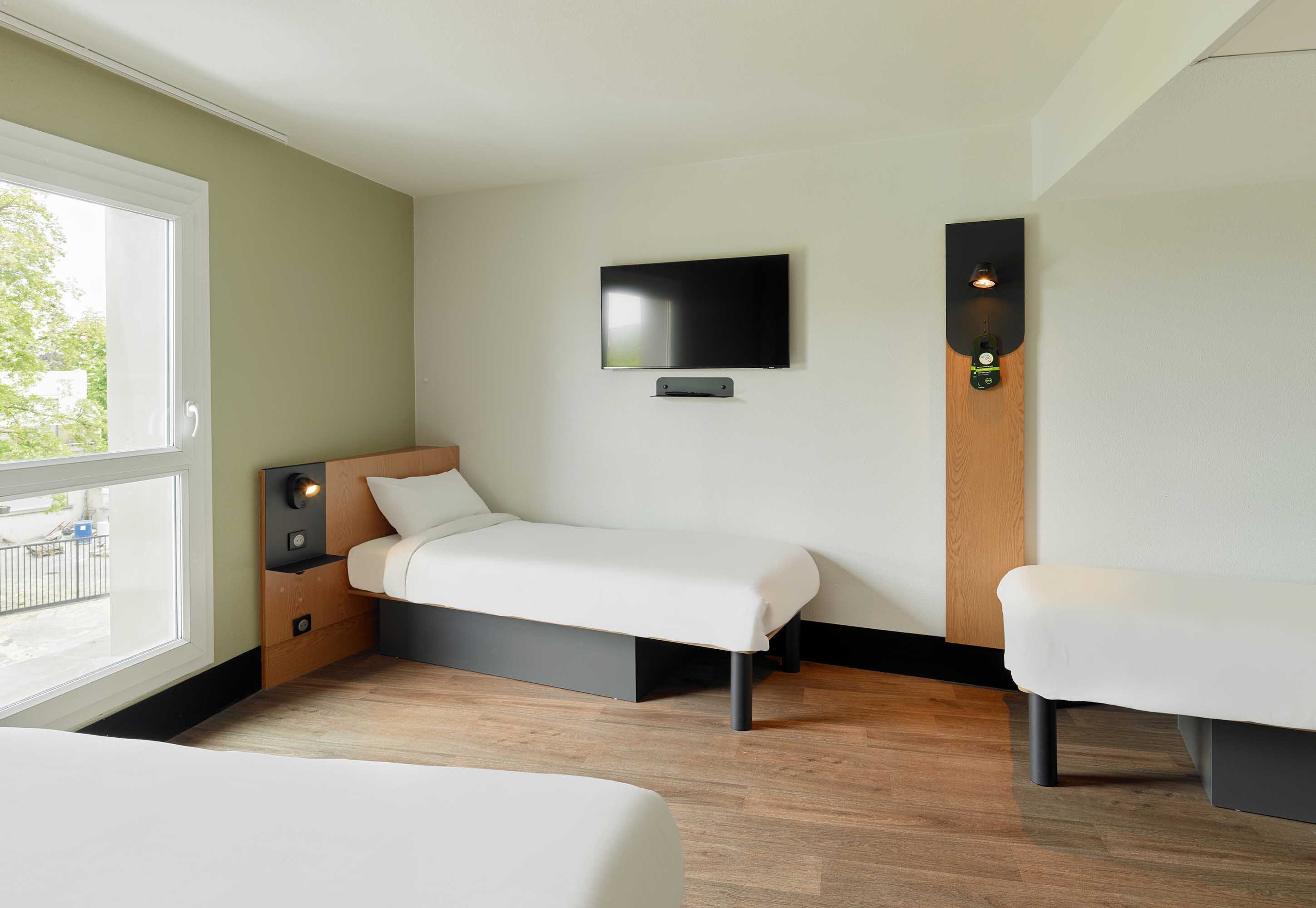 B&B HOTEL Paris Romainville Noisy-Le-Sec