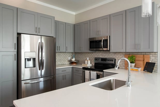 Images One Riverside Apartments