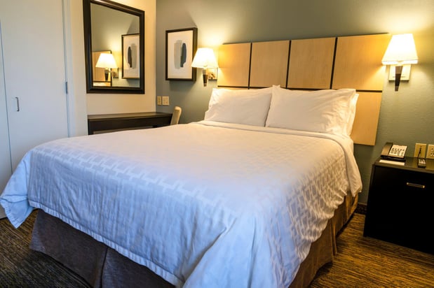 Images Candlewood Suites East Lansing by IHG