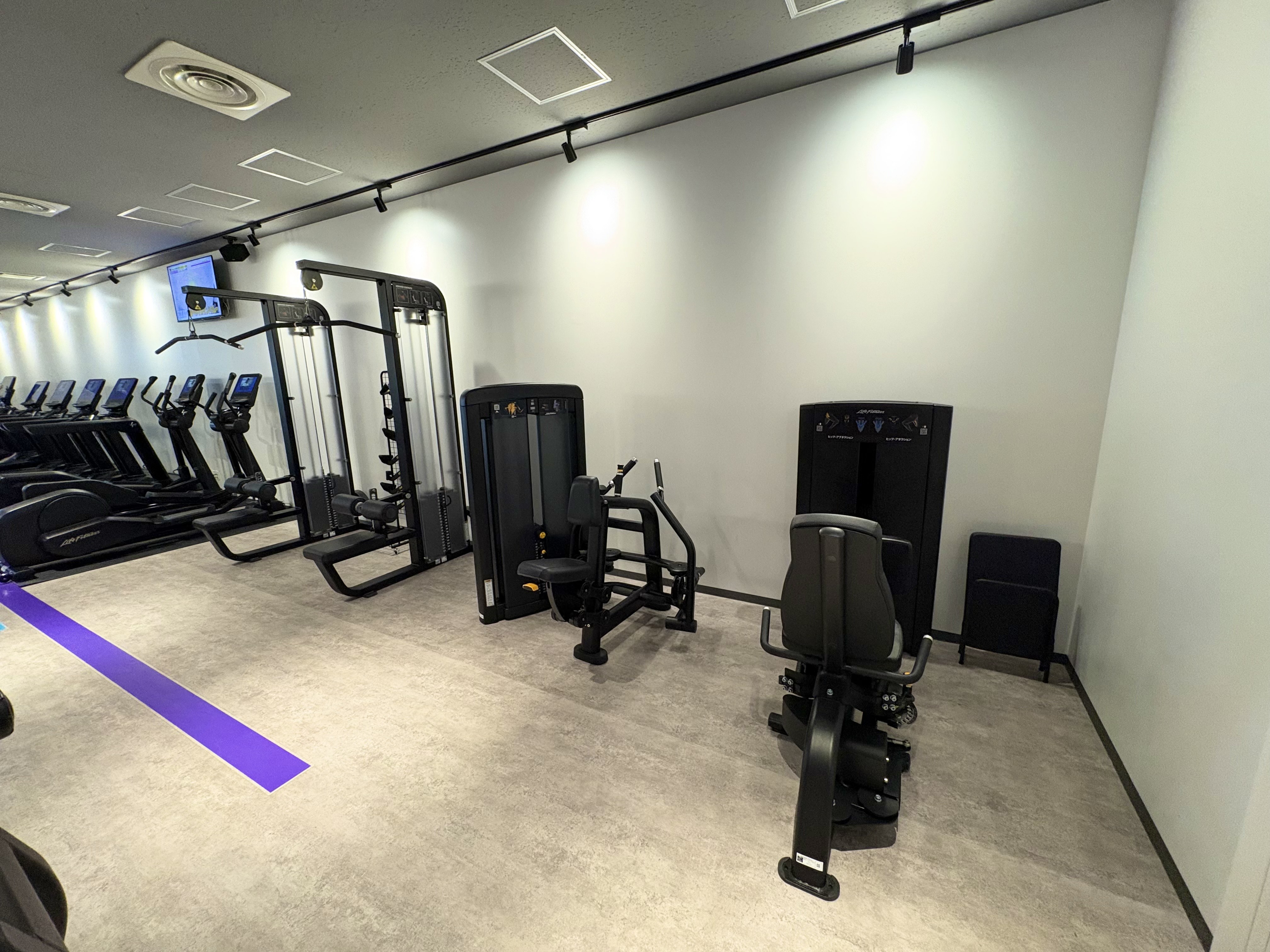 Images エニタイムフィットネス 谷保店