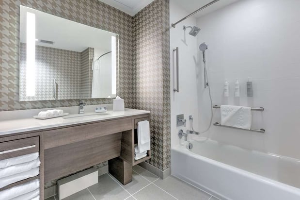 Images Home2 Suites by Hilton Tulsa Airport
