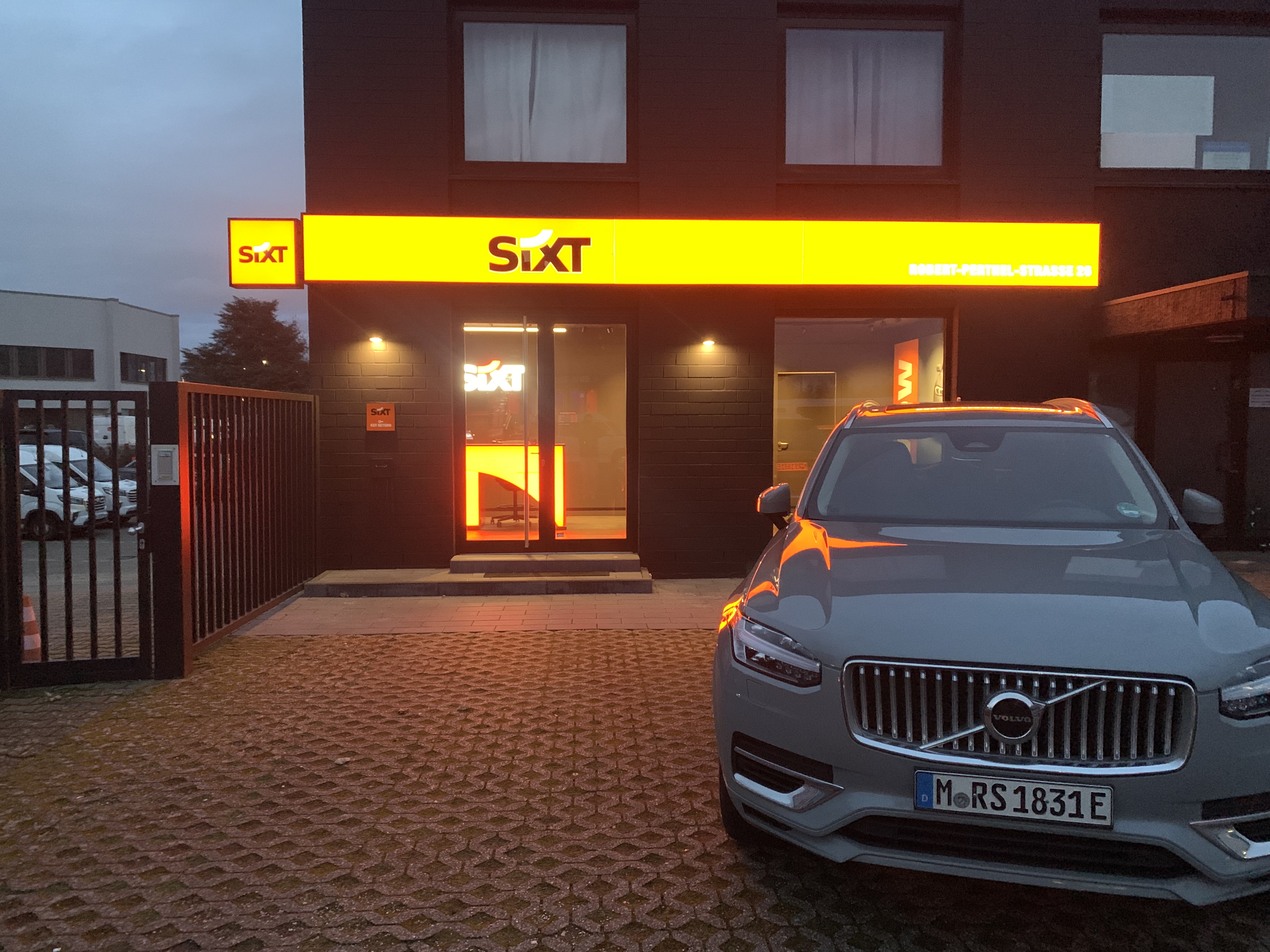 Bild 7 SIXT Autovermietung Köln Nord Bilderstöckchen in Köln