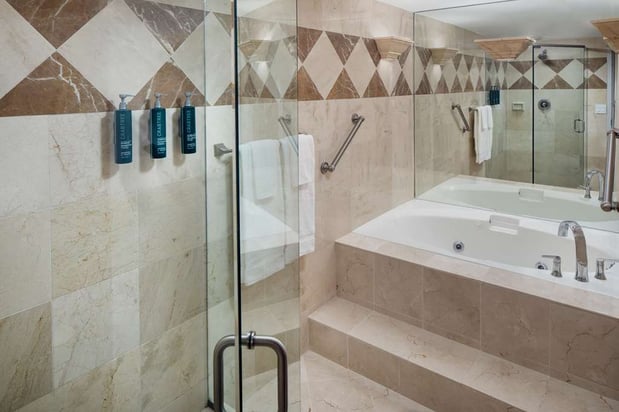 Images Hilton Chicago/Northbrook