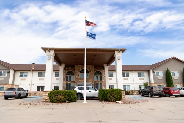 Images Holiday Inn Express & Suites Torrington by IHG