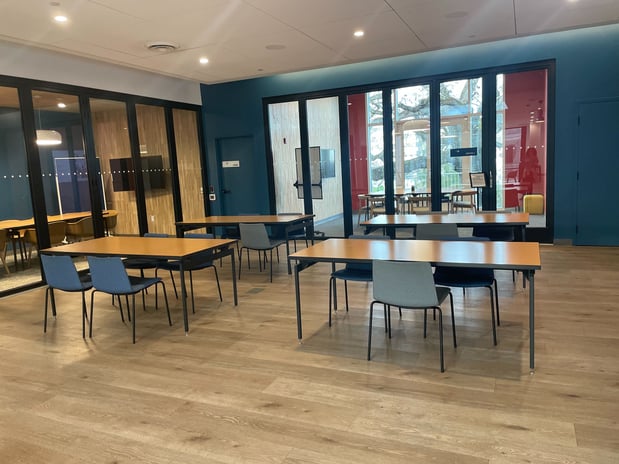 Images Capital One Café