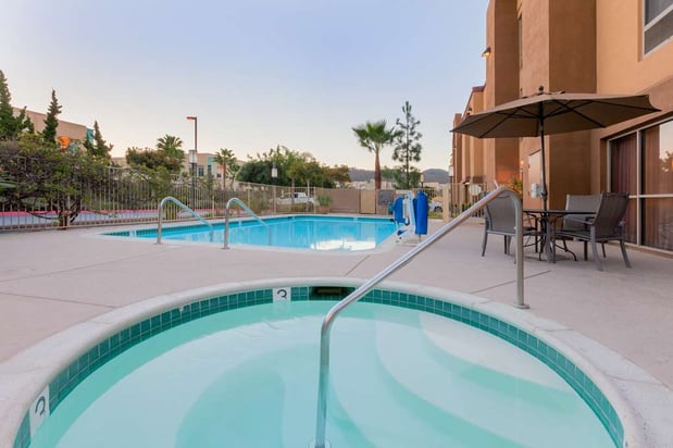 Images Hampton Inn San Marcos