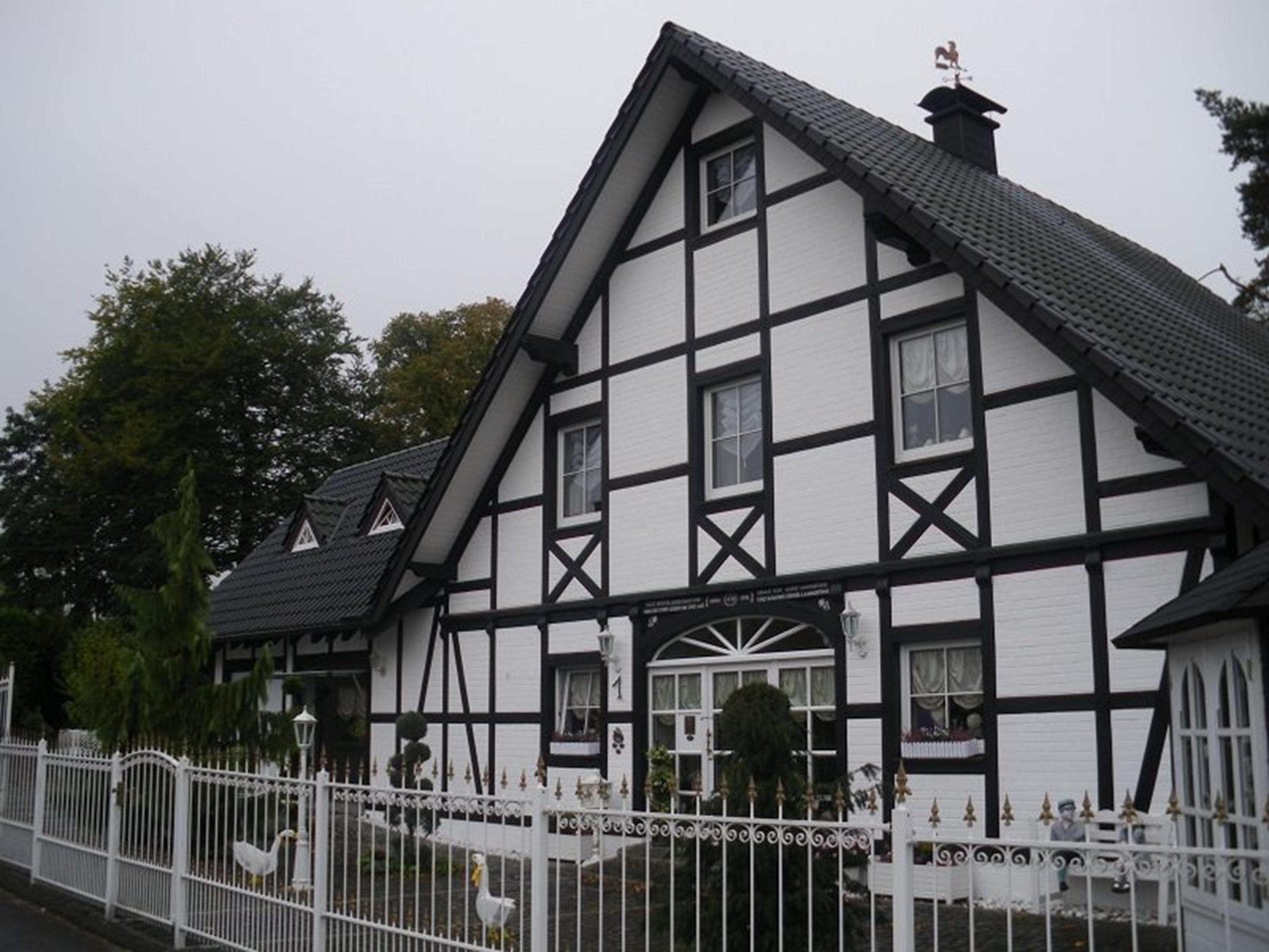 Malerbetrieb Heinrich Gievert Inh. Jens Fimpeler, Römerweg 5 in Haltern am See