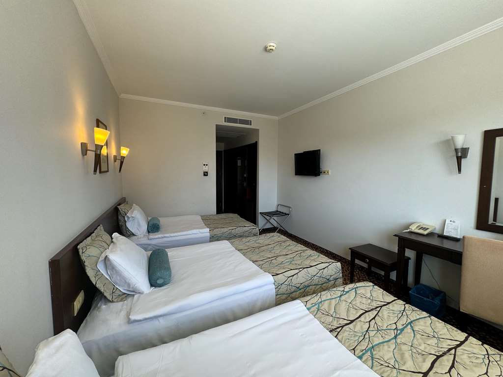 Images Best Western Plus Khan Hotel