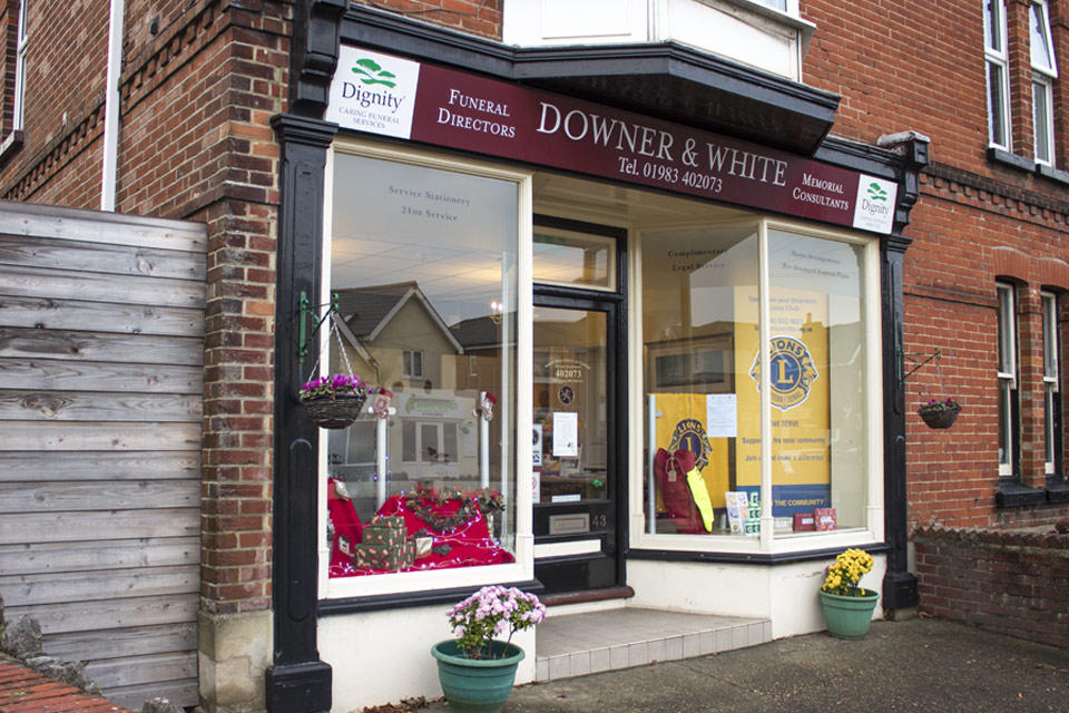 Images Downer & White Funeral Directors