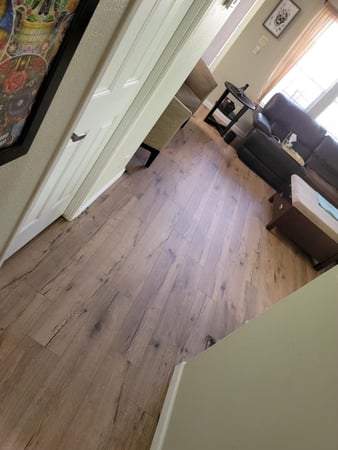 Images Grizzly's Discount Flooring