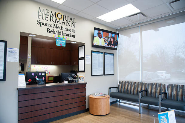 Images Memorial Hermann Sports Medicine & Rehabilitation - Greater Heights