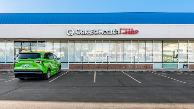 Images Oak Street Health Rolling Meadows Primary Care Clinic