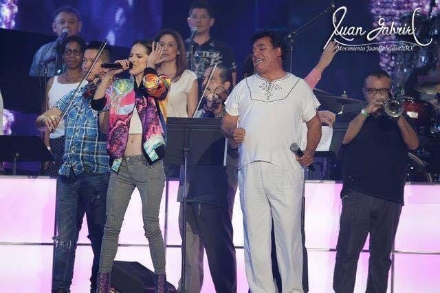 Images Mariachi Imperial of Dallas