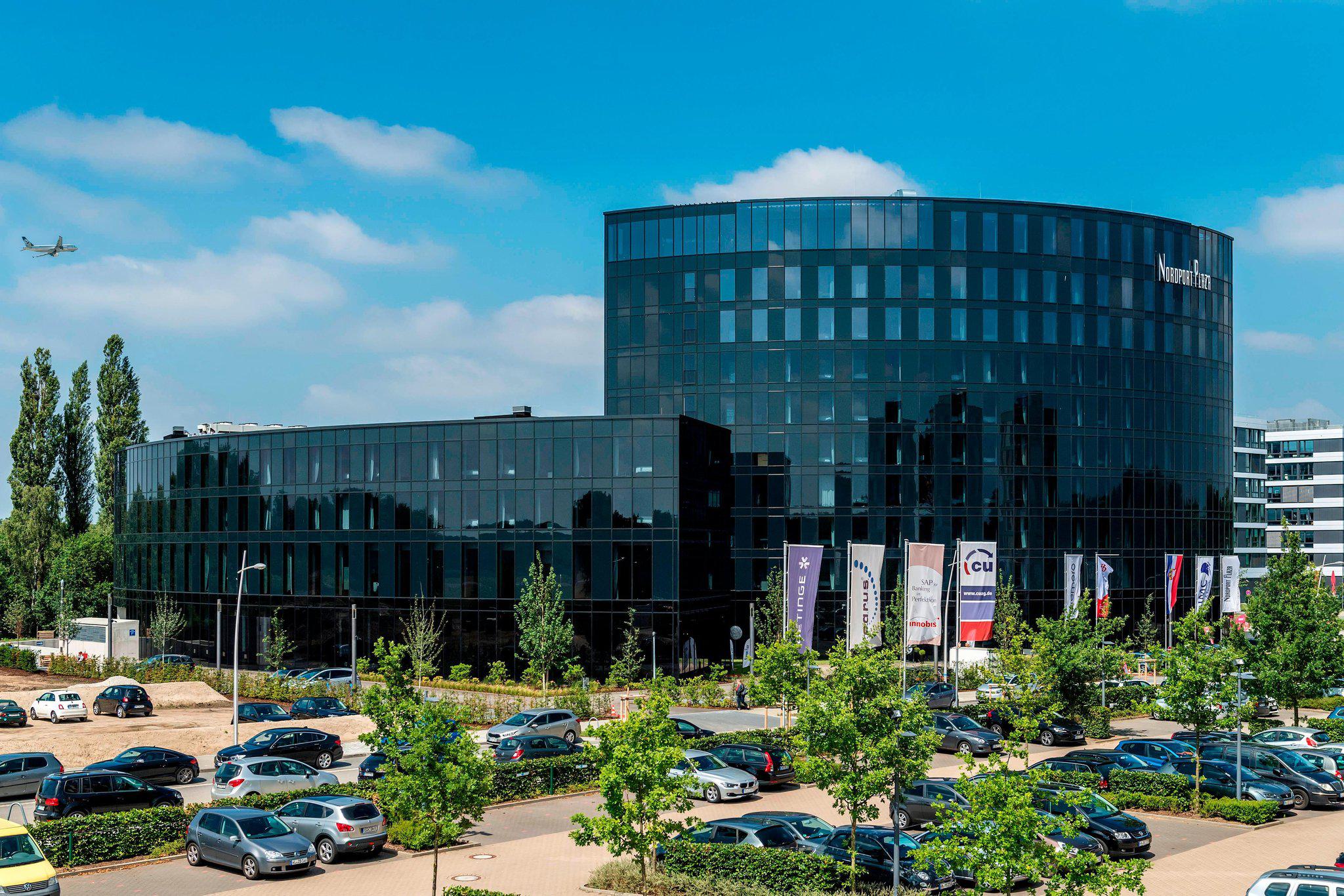 Hotel Nordport Plaza, Hamburg-Airport, a Tribute Portfolio Hotel - Closed, Südportal 2 in Norderstedt