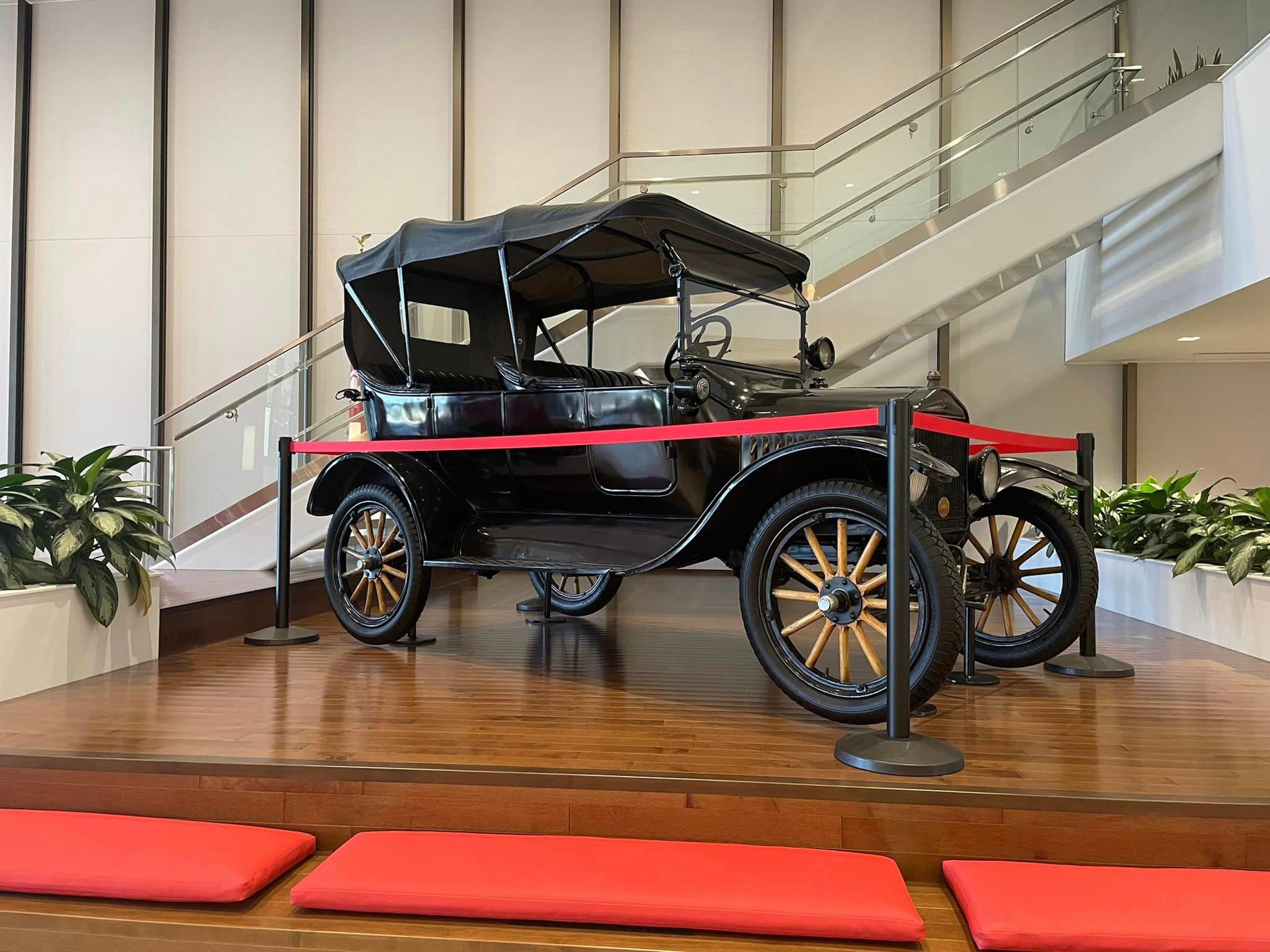 We had the great privilege of visiting State Farm headquarters. It started with a tour of our company’s museum and history lesson, and then we met with a few amazing team leaders. Over 100 years of innovation and serving our neighbors, and we are only getting started!