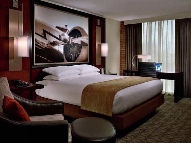 Images DoubleTree by Hilton Hotel & Suites Charleston Airport