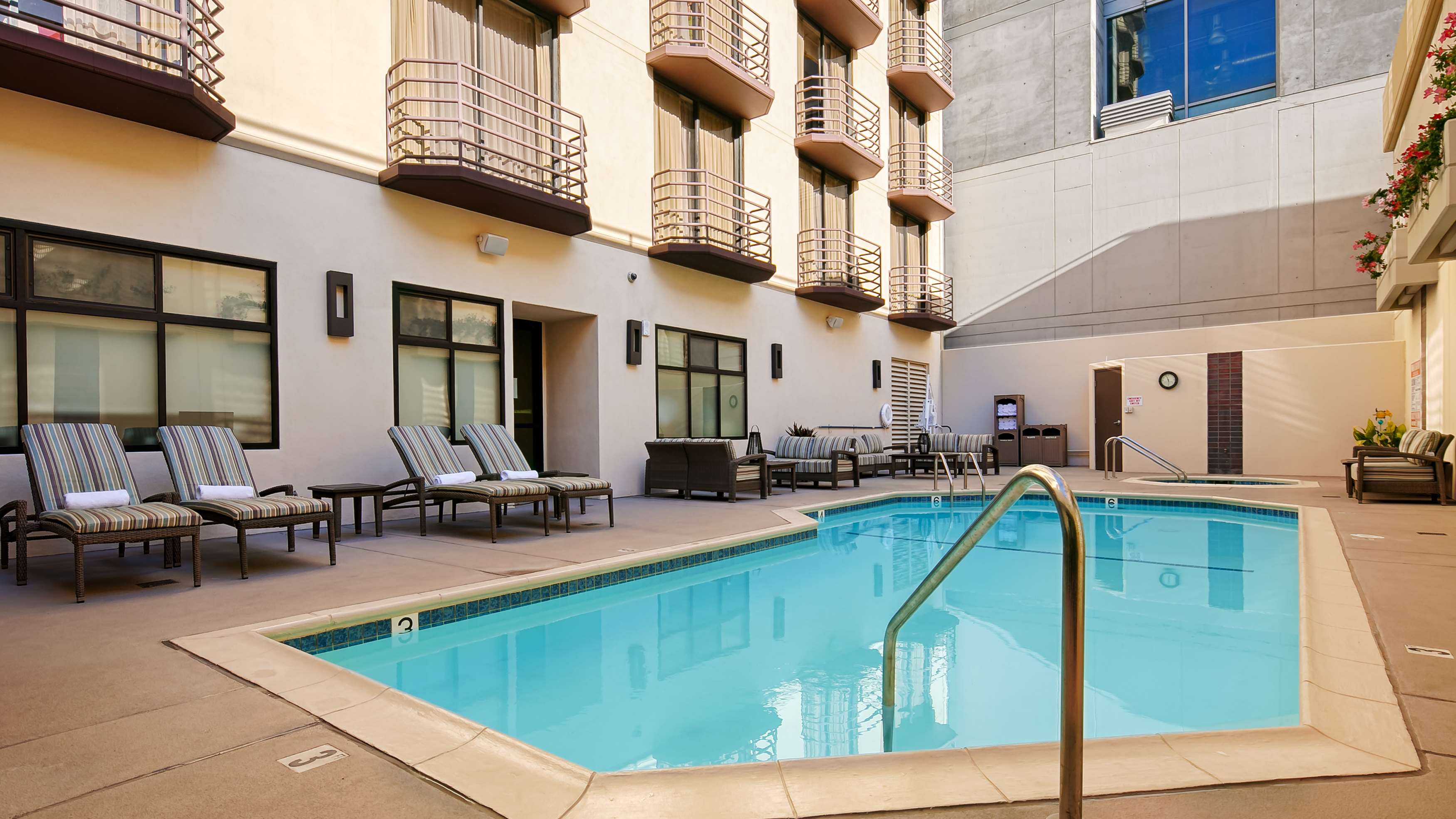 Outdoor Swimming Pool