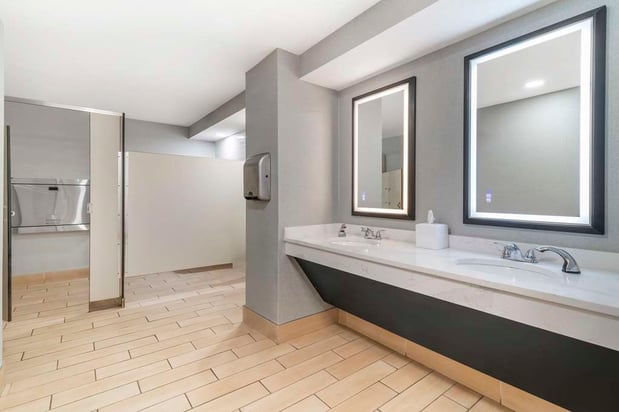 Images Hilton Garden Inn Portland Airport