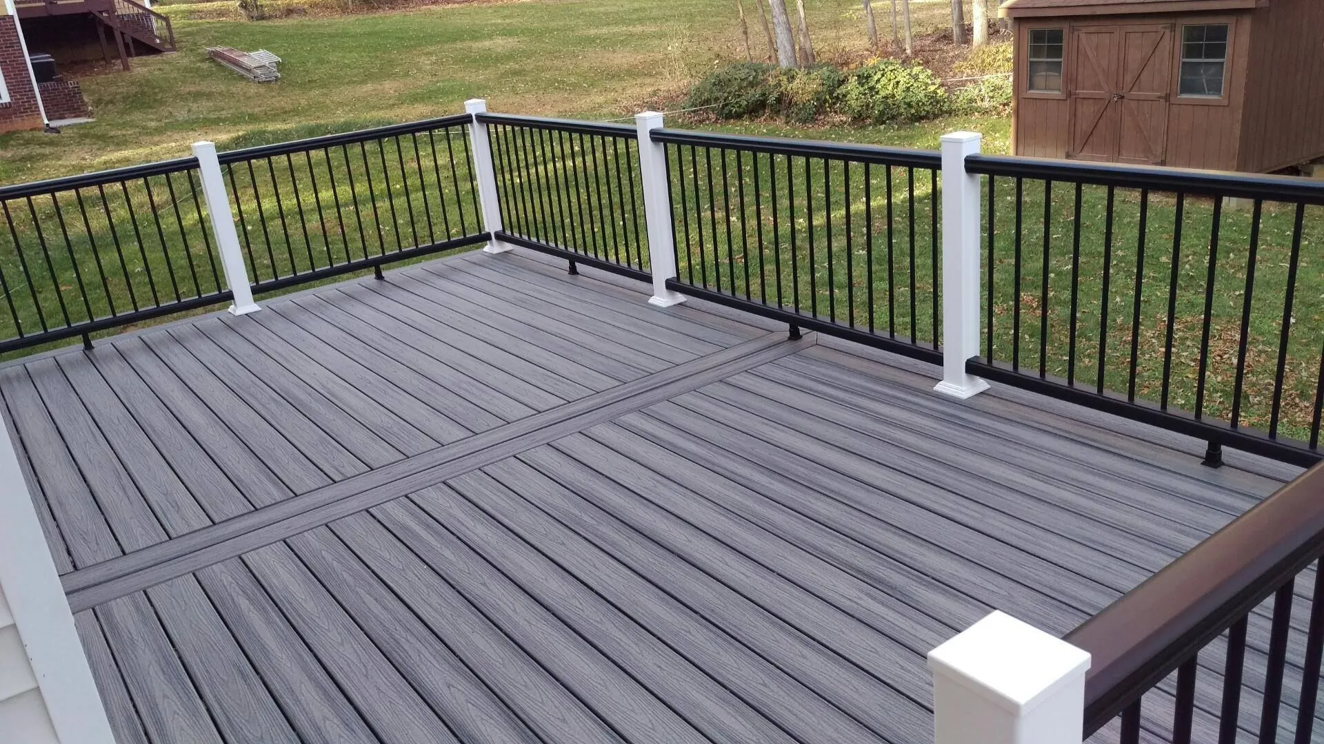 Deck Specialist & Outdoor Living Spaces Image