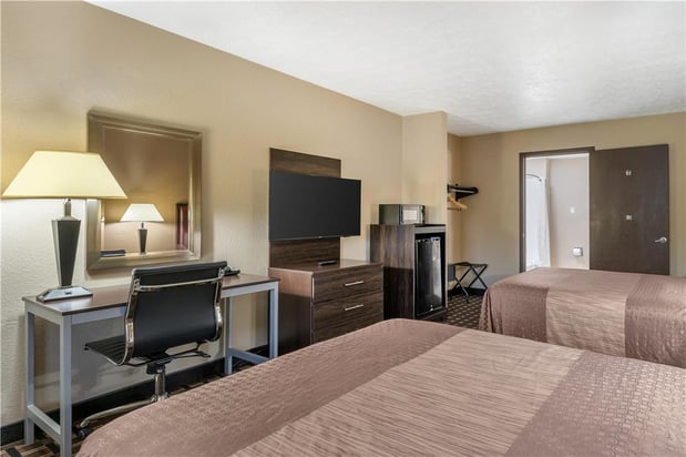Images SureStay by Best Western Summersville
