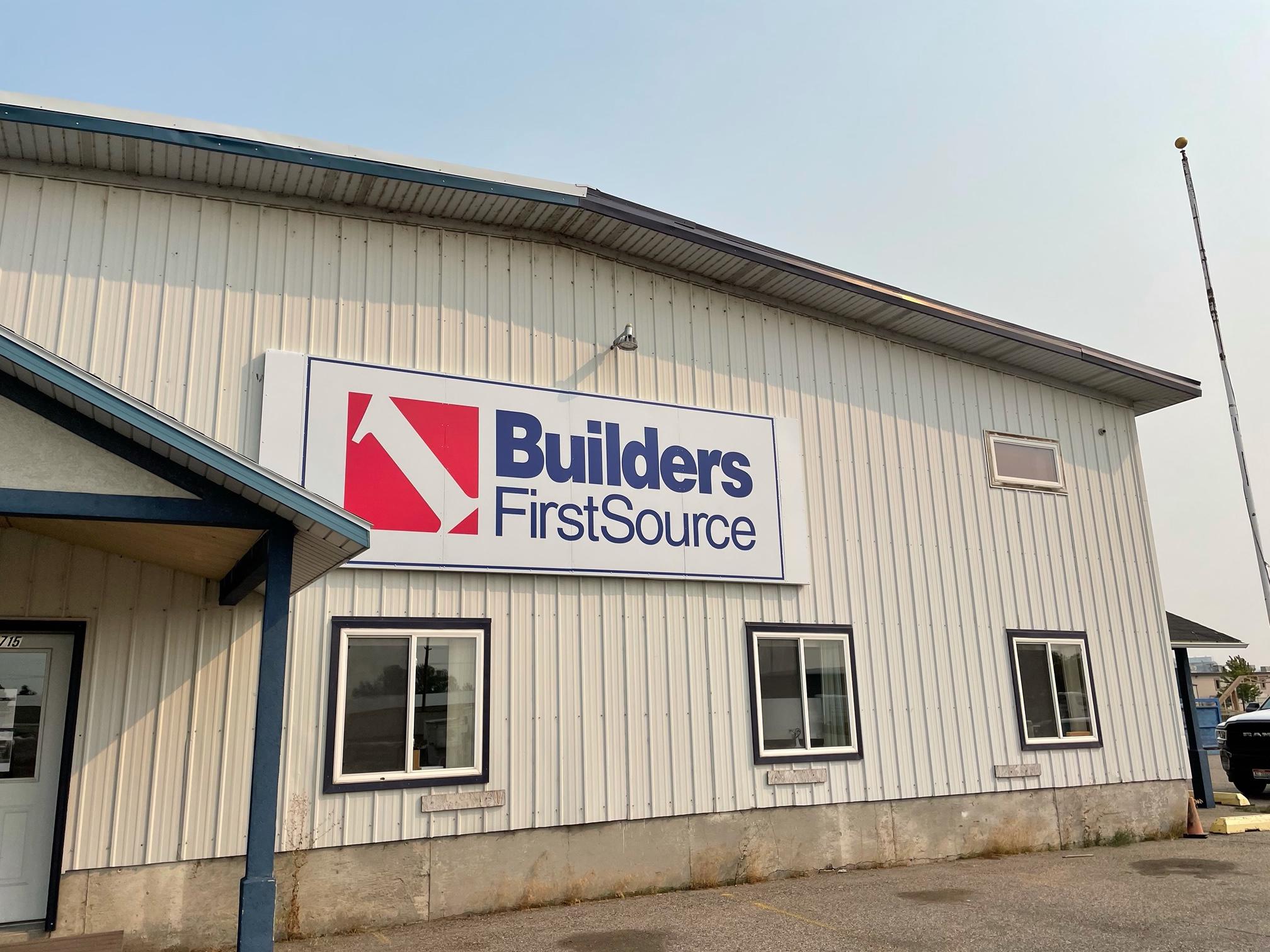 Builders FirstSource Sign