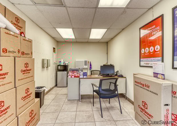 Images CubeSmart Self Storage