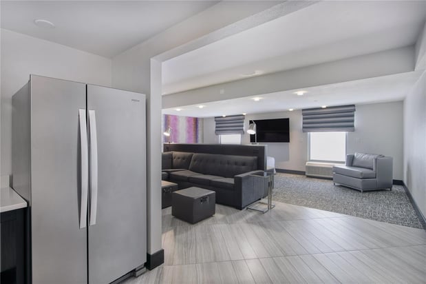 Images Hampton Inn & Suites Raleigh-Durham Airport-Brier Creek